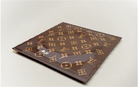 profilattici louis vuitton